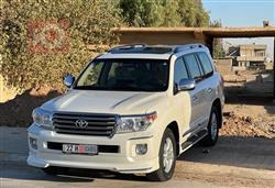 تۆیۆتا لاند کروزەر